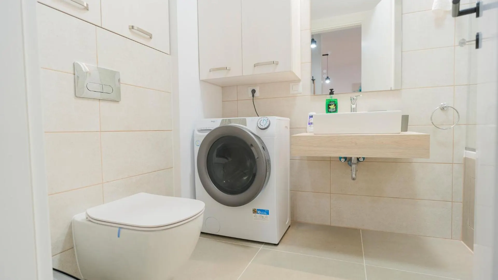 Vulcan Residences - Premium Apartments 부쿠레슈티 0*,
